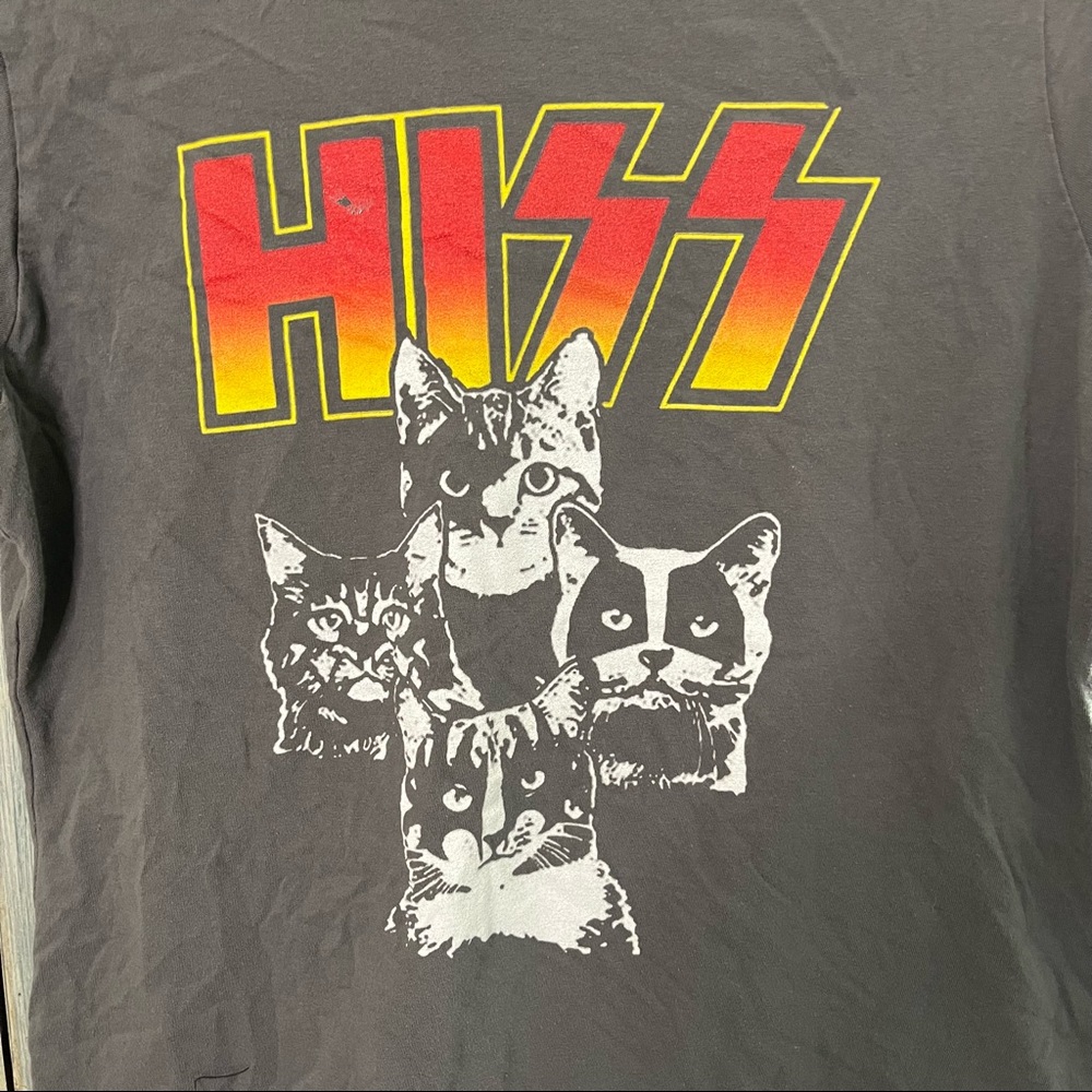 Hizz Kitty T-Shirt Size Small